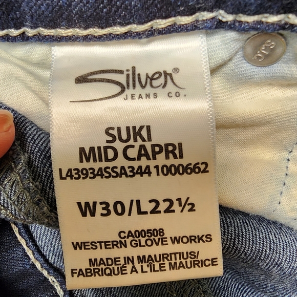 Capri, Silver Jeans Co, SUKI jeans, 30x22.5 - Picture 5 of 6